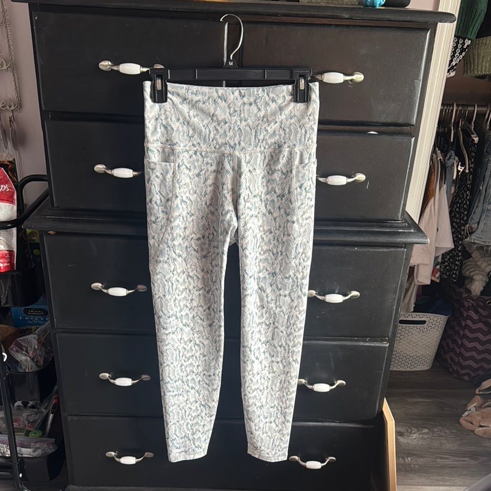 Old Navy Active Leggings